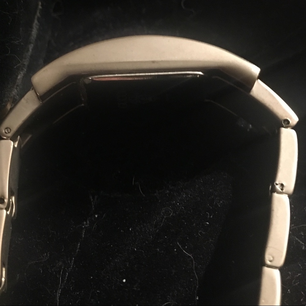 Gucci Watch - Picture 6 of 6